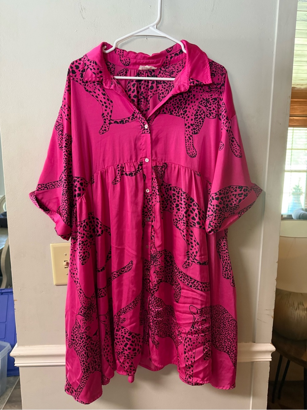 entro Hot Pink Leopard-Print Midi Dress
